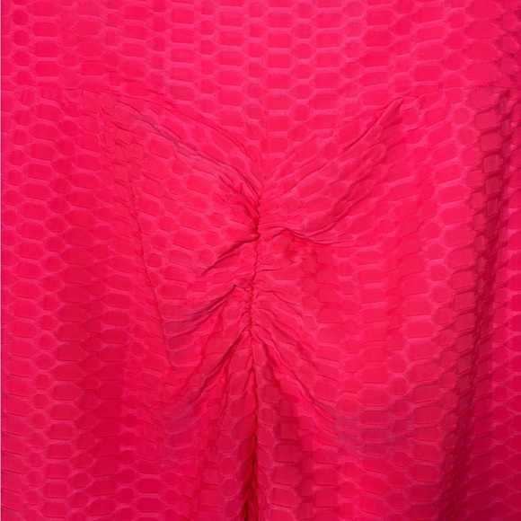 Hot Pink Leggings with Booty scrunch size XL - Picture 3 of 5